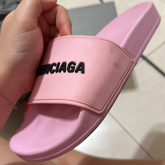 100% Authentic Balenciaga Pool Slides - Picture 9 of 9